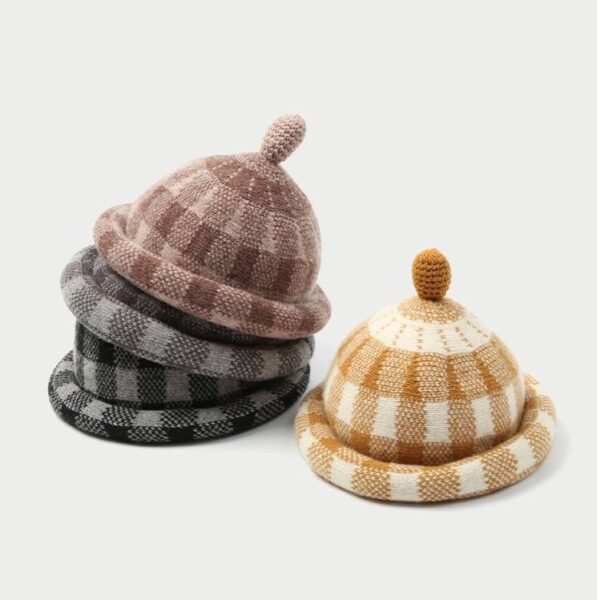 Aimi Merino Wool Beanie - Image 6