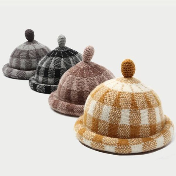 Aimi Merino Wool Beanie - Image 7
