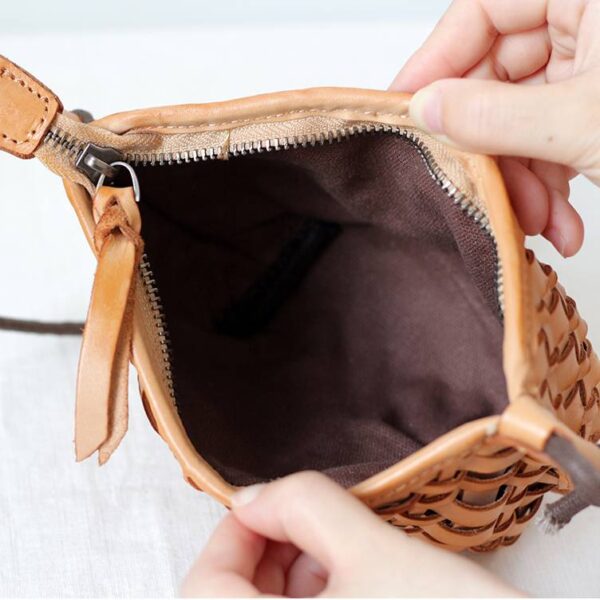 Inna Vegetable Tanned Leather Cross body Bag - Image 10
