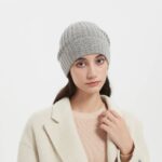 Berretto a coste in puro cashmere Brinly