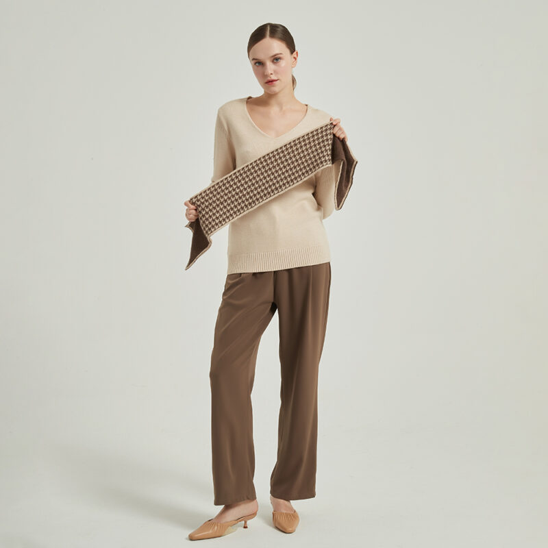 Sciarpa Hom Keyhole in cashmere - immagine 2