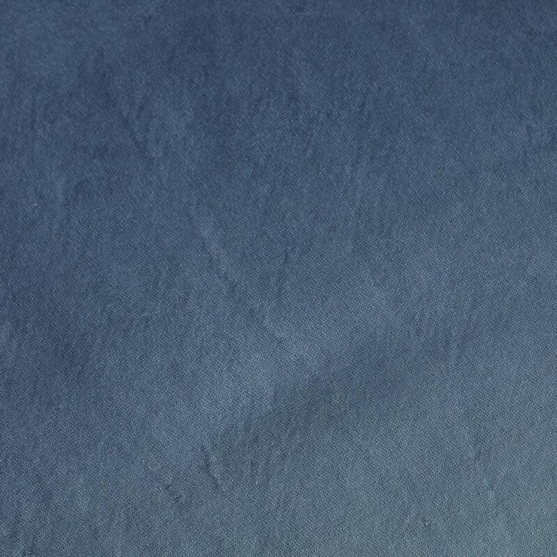 Écharpe en cachemire Inu Square Featherlight Cashmere Wrap – Image 6
