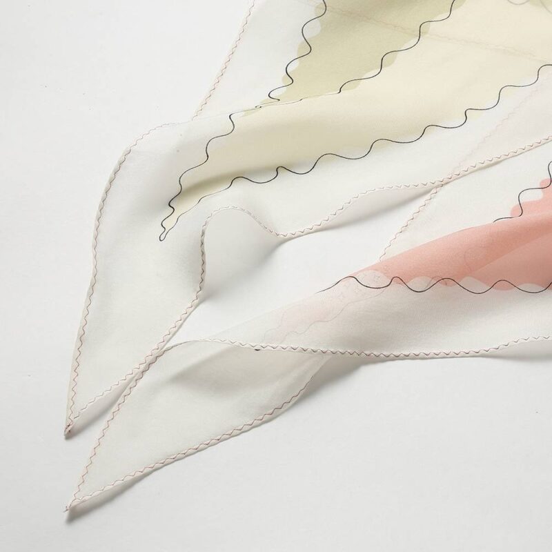 Foulard en soie Geb Neckerchief – Image 5