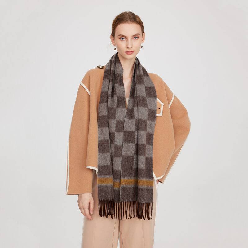Sali Pure Cashmere Checked Tasseled Scarf - Image 3
