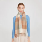 Eva Pure Cashmere Checked Tasseled Scarf - Laurel Green