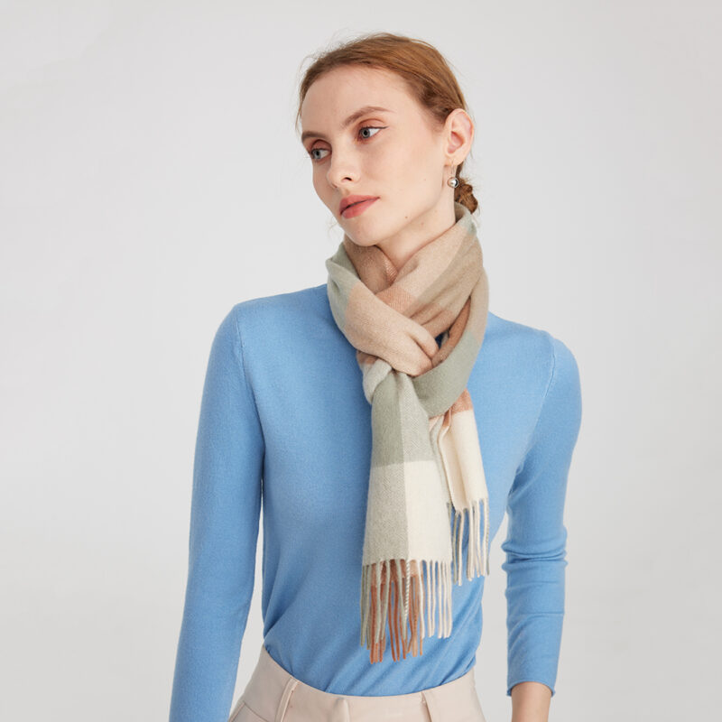 Eva Pure Cashmere Checked Tasseled Scarf - Laurel Green - Image 4