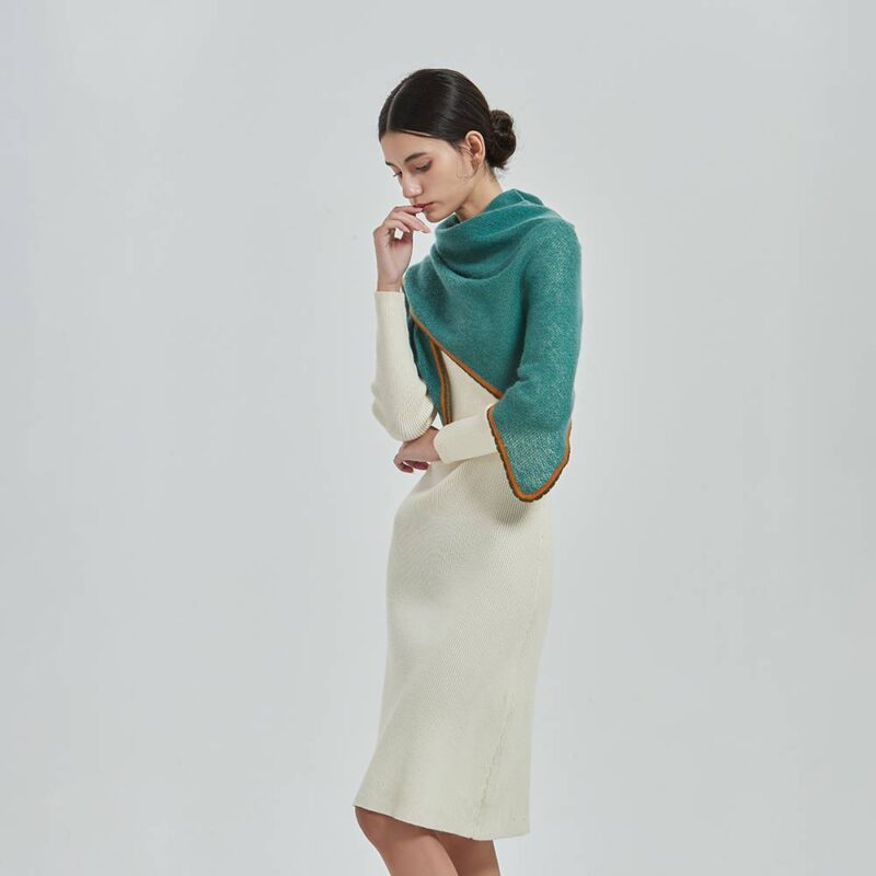Bae Triangle Cashmere Scarf - Image 4