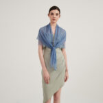 Sciarpa Lilia Square in cashmere leggero come una piuma
