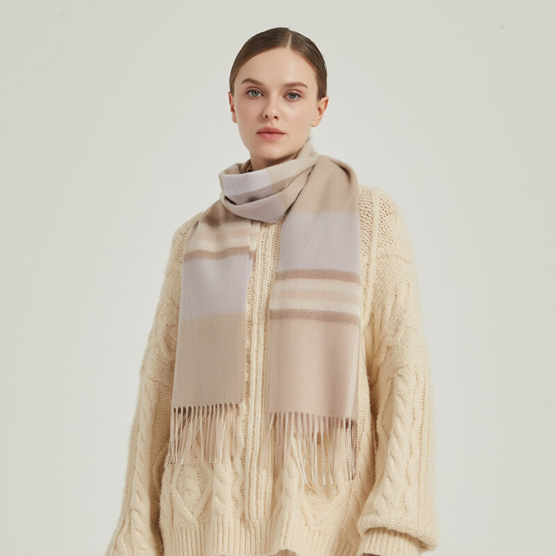 Delia Check Cashmere Scarf - Image 3