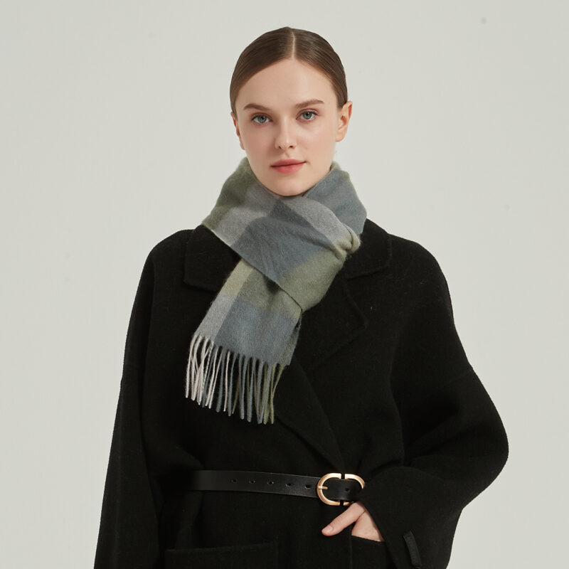 Zoya Check Cashmere Scarf - Green - Image 3