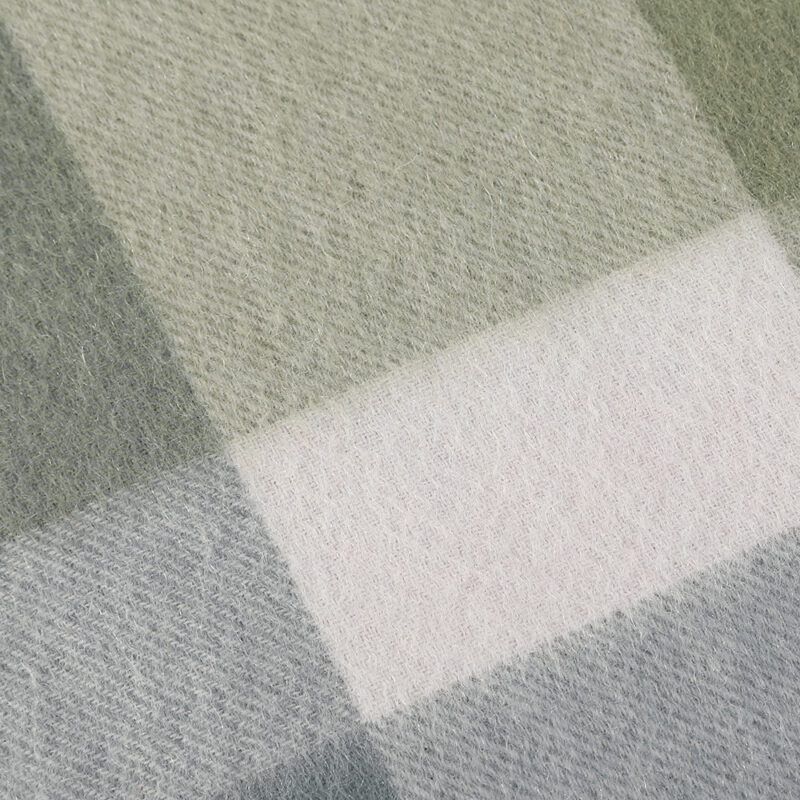 Zoya Check Cashmere Scarf - Green - Image 4