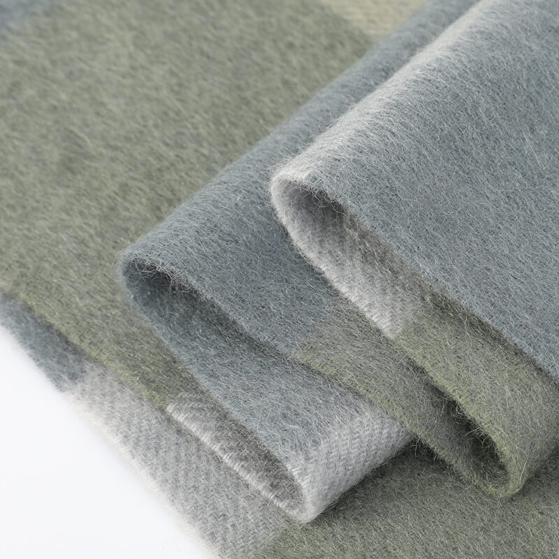 Zoya Check Cashmere Scarf - Green - Image 6