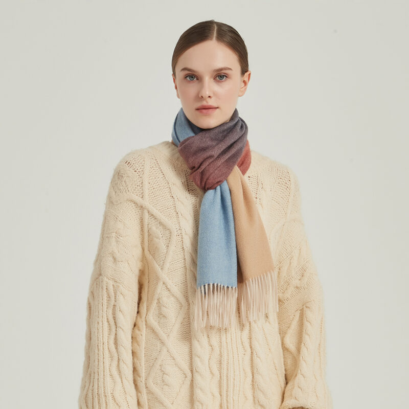 Sciarpa in cashmere Zubi Gradient - immagine 4