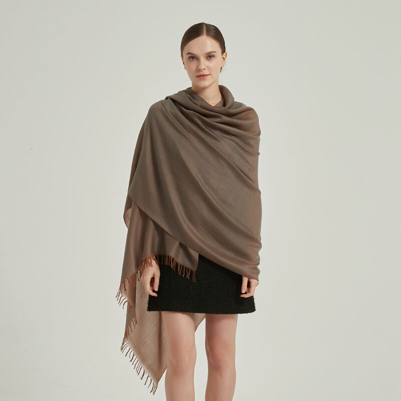 Lena Reversible Featherlight Cashmere Scarf Wrap – Bild 4