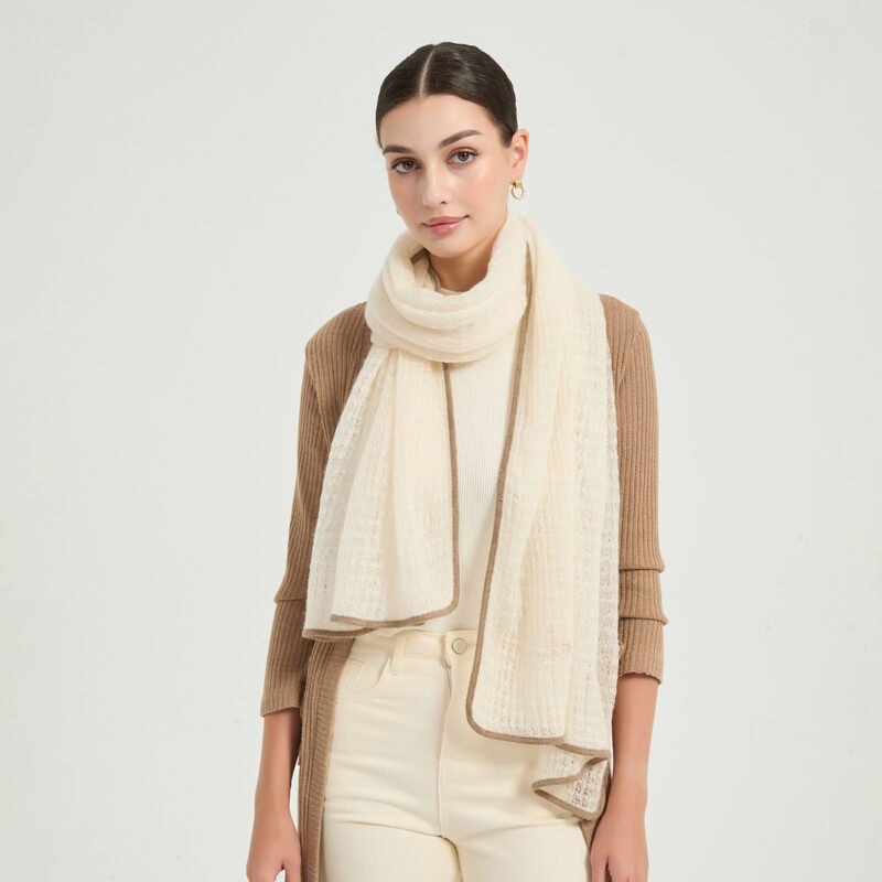 Vella Airweave Cashmere Scarf - White - Image 4
